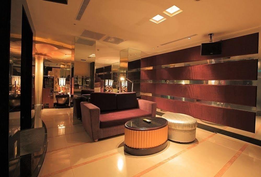 Discovery Motel - Nangang Taipei Exterior photo