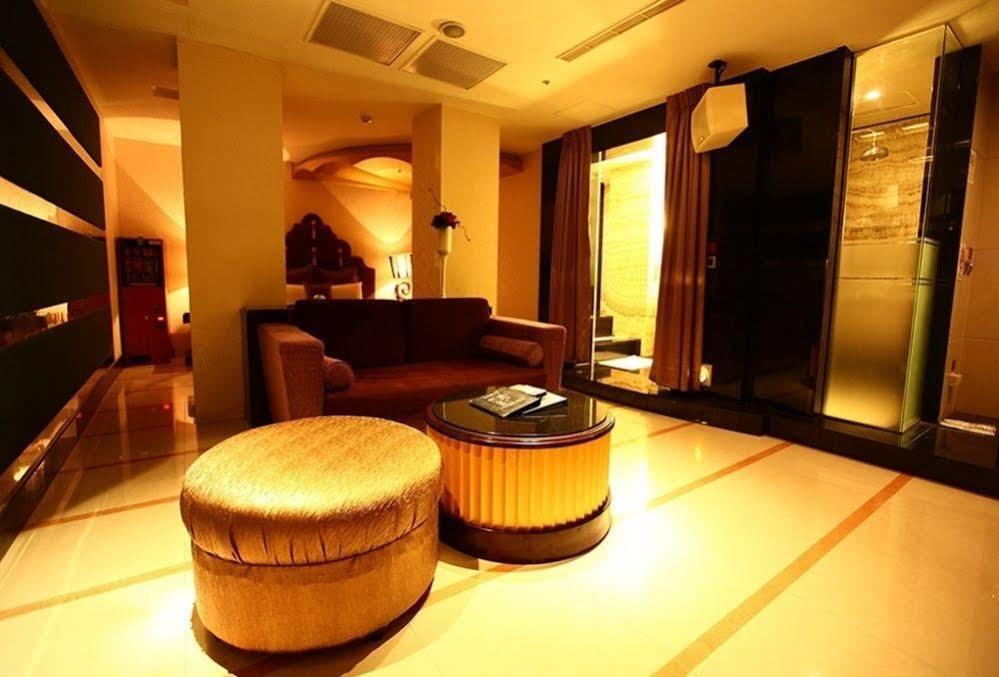 Discovery Motel - Nangang Taipei Exterior photo