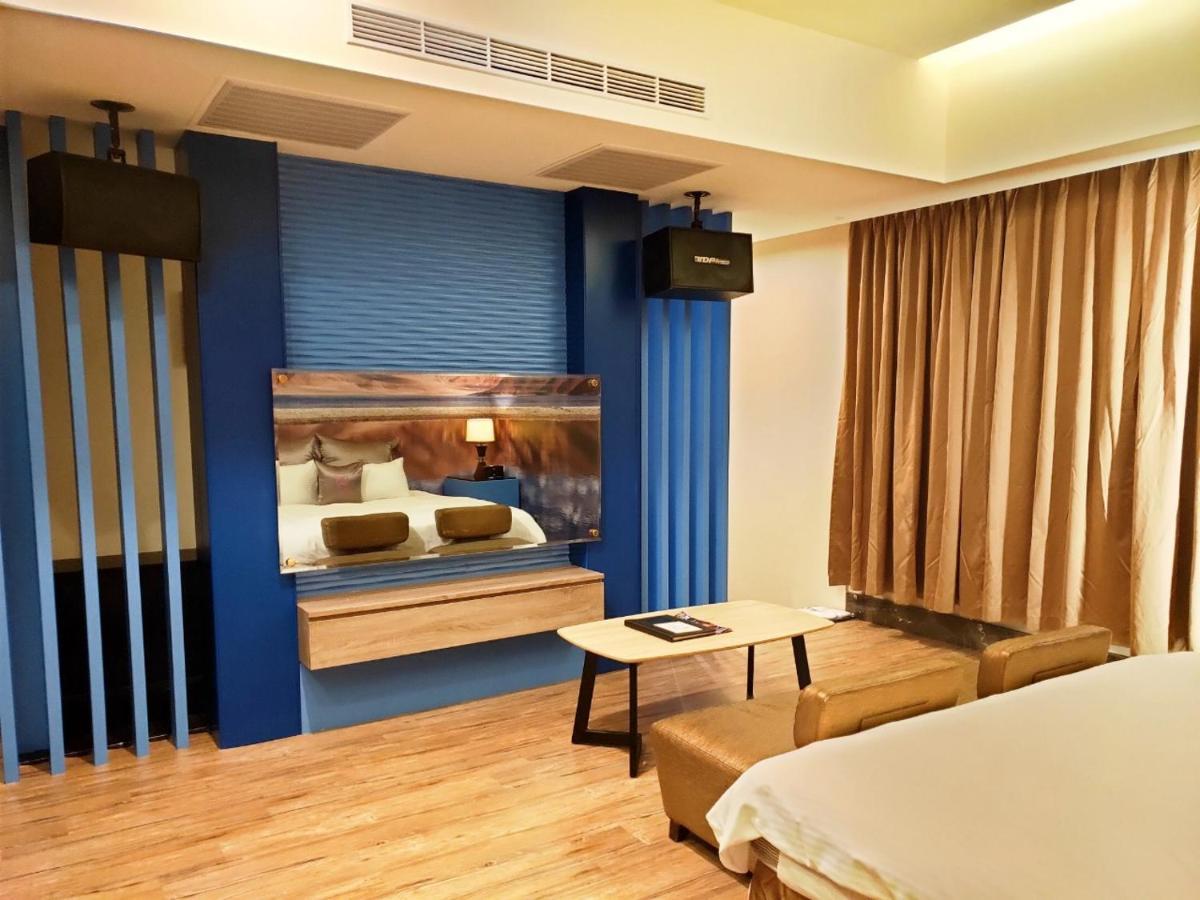 Discovery Motel - Nangang Taipei Exterior photo