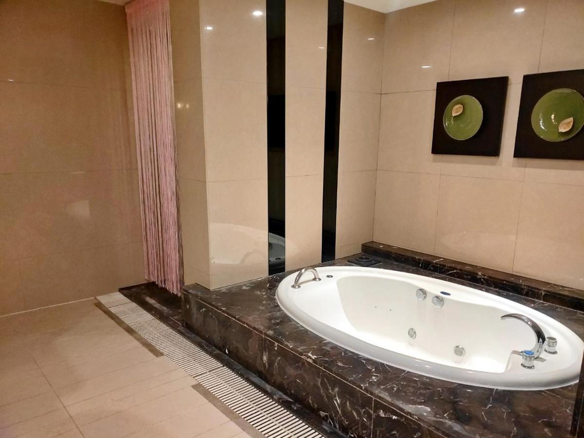 Discovery Motel - Nangang Taipei Exterior photo
