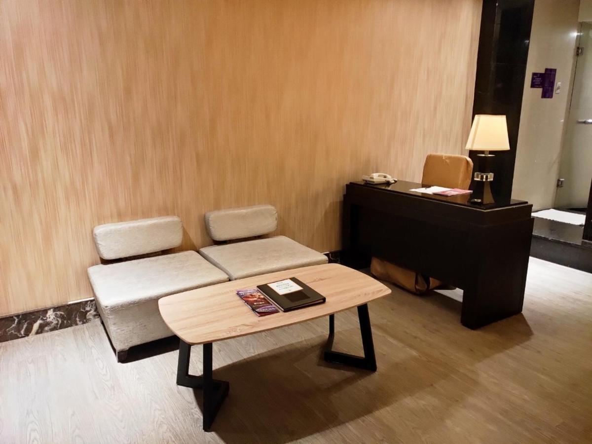Discovery Motel - Nangang Taipei Exterior photo